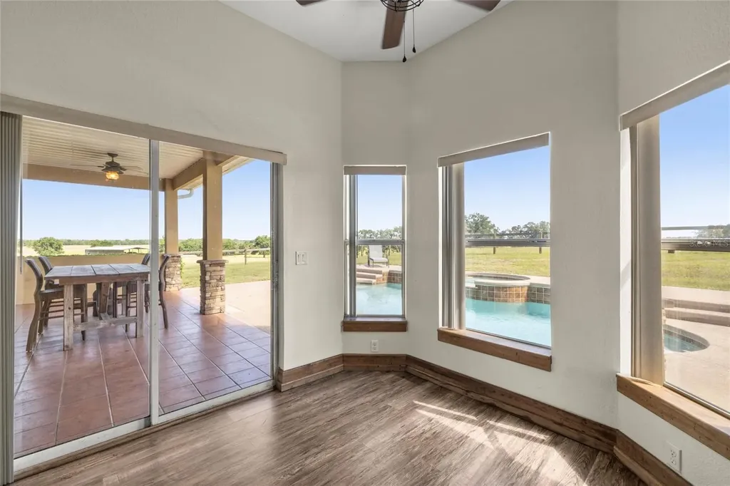 20551 SE 80th Street Morriston FL 32668