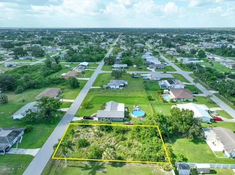 3268 Pinetree Street Port Charlotte FL 33952