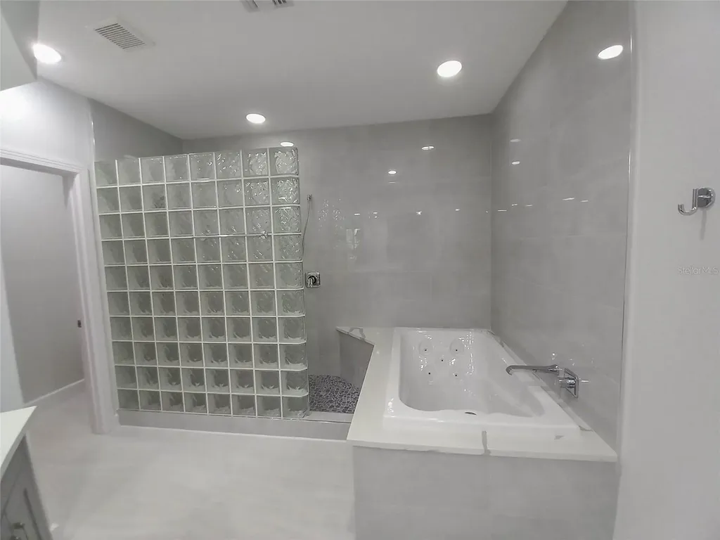 360 Gulf Of Mexico Drive Longboat Key FL 34228