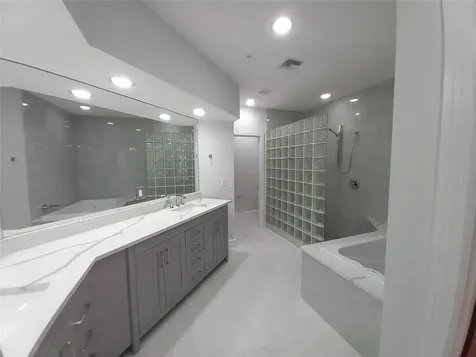 360 Gulf Of Mexico Drive Longboat Key FL 34228