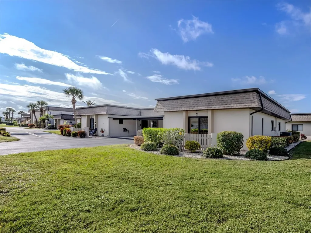 1704 Lakeside Drive Venice FL 34293