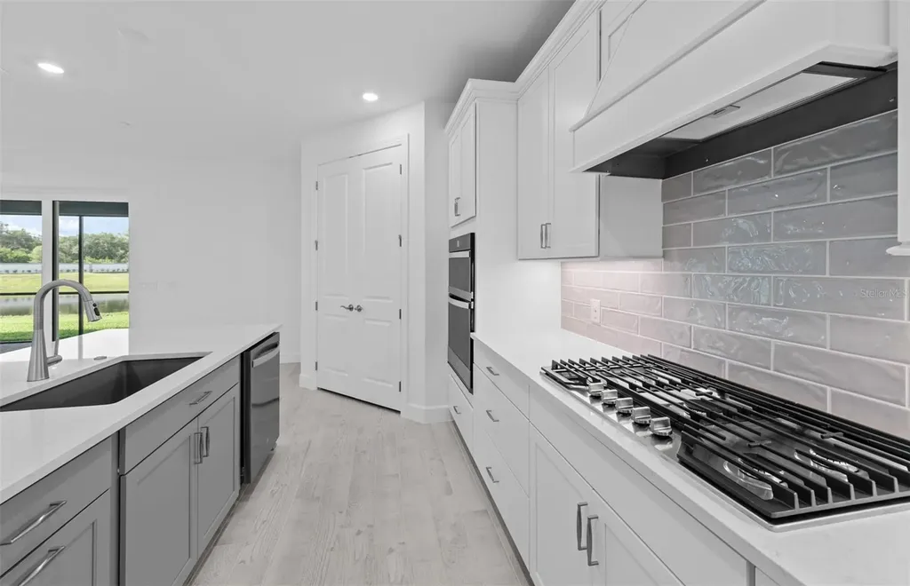 16518 Ennis Place Bradenton FL 34212