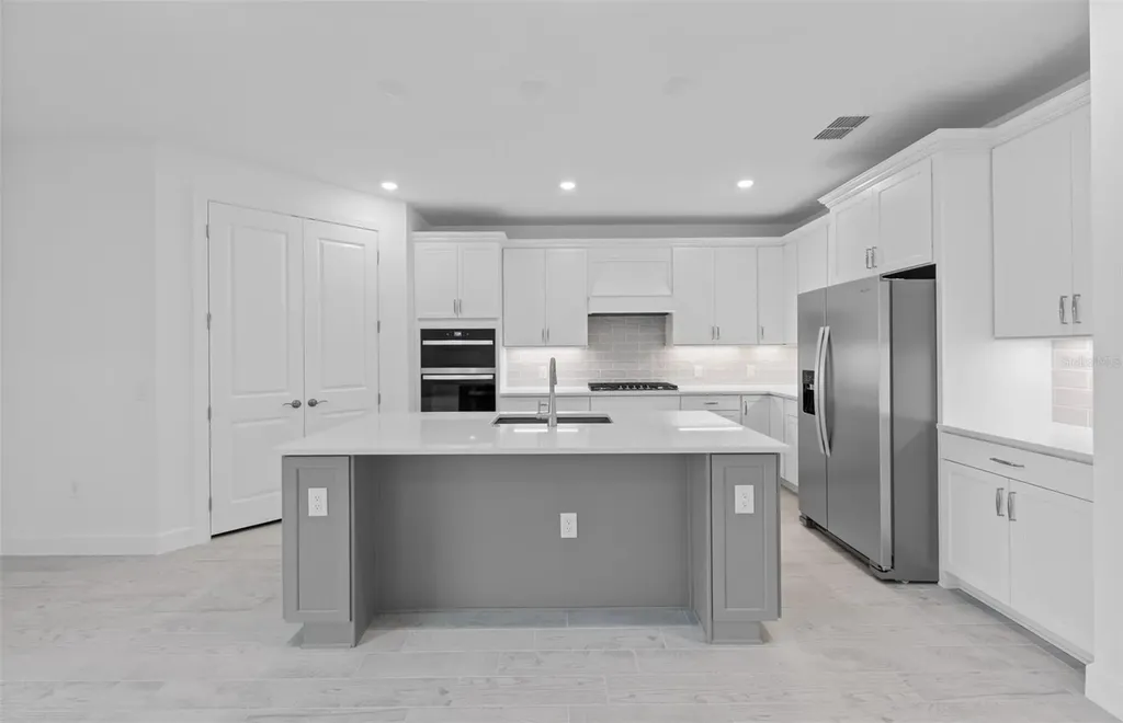 16518 Ennis Place Bradenton FL 34212