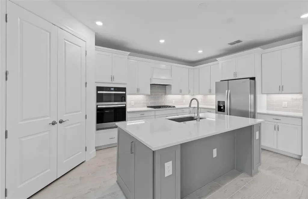 16518 Ennis Place Bradenton FL 34212