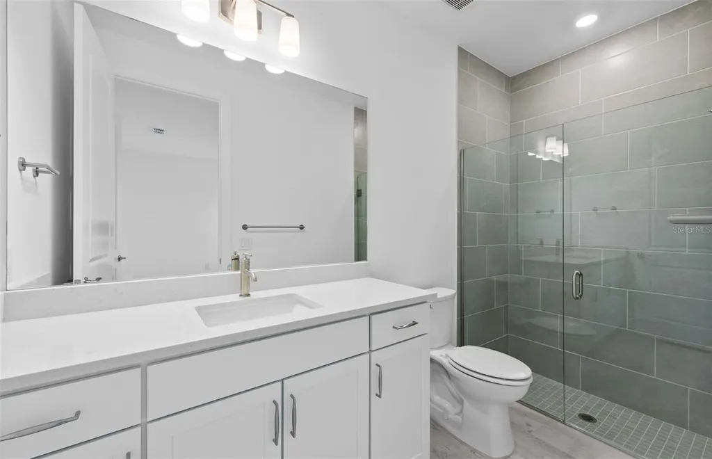 16518 Ennis Place Bradenton FL 34212