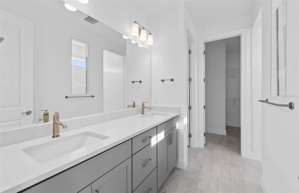 16518 Ennis Place Bradenton FL 34212