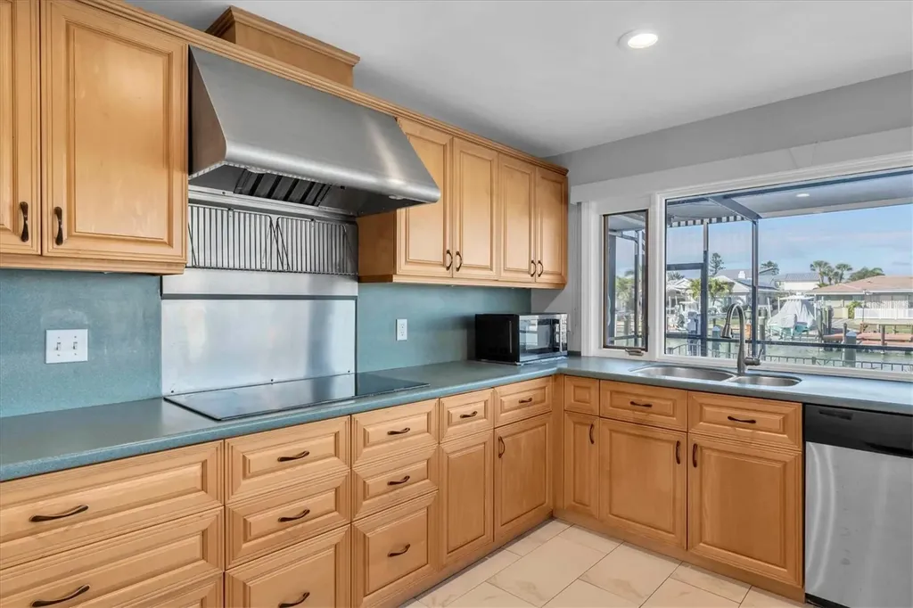 4935 62nd Avenue S St Petersburg FL 33715