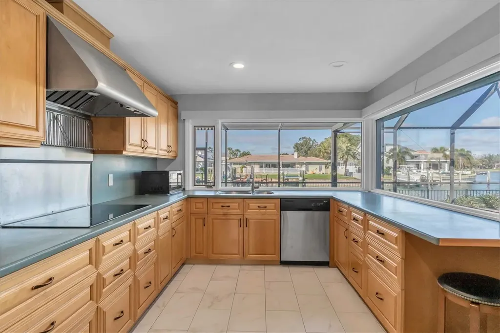 4935 62nd Avenue S St Petersburg FL 33715