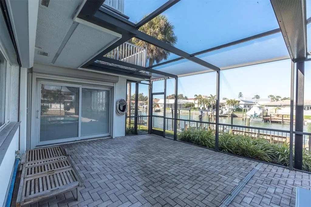 4935 62nd Avenue S St Petersburg FL 33715