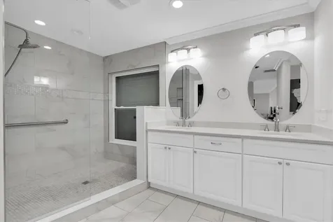 4935 62nd Avenue S St Petersburg FL 33715