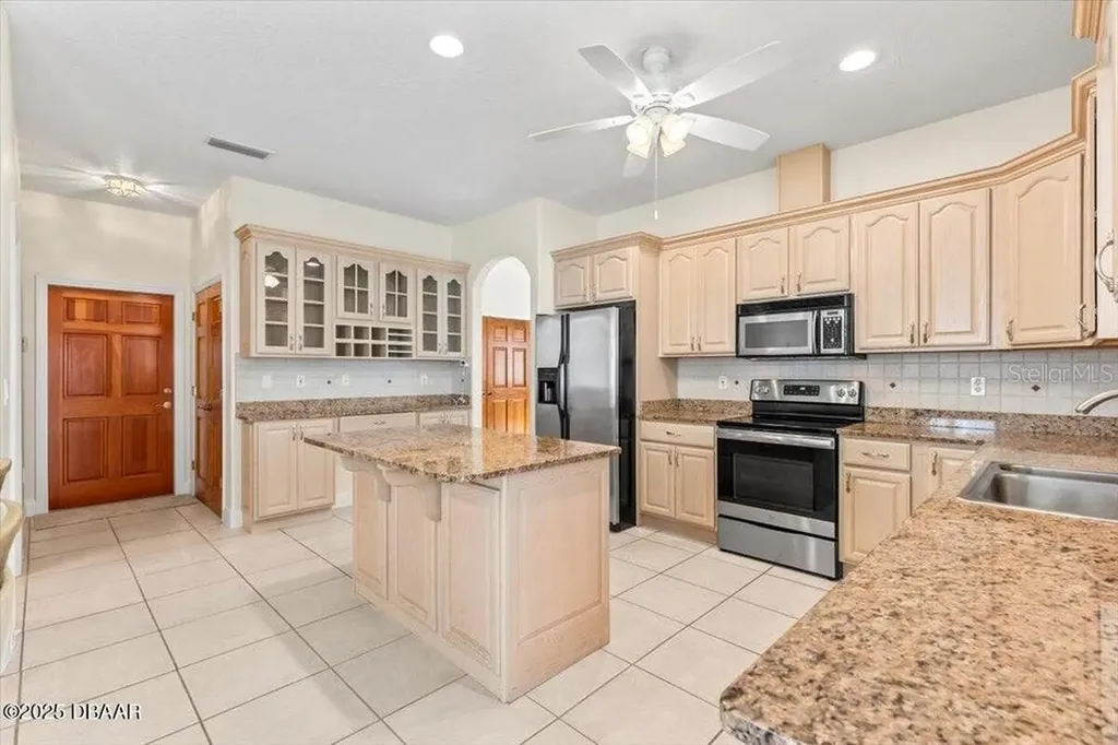 10 Capistrano Drive Ormond Beach FL 32176