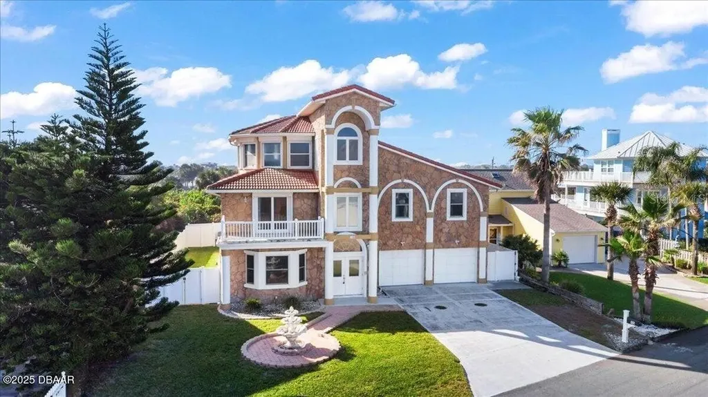 10 Capistrano Drive Ormond Beach FL 32176