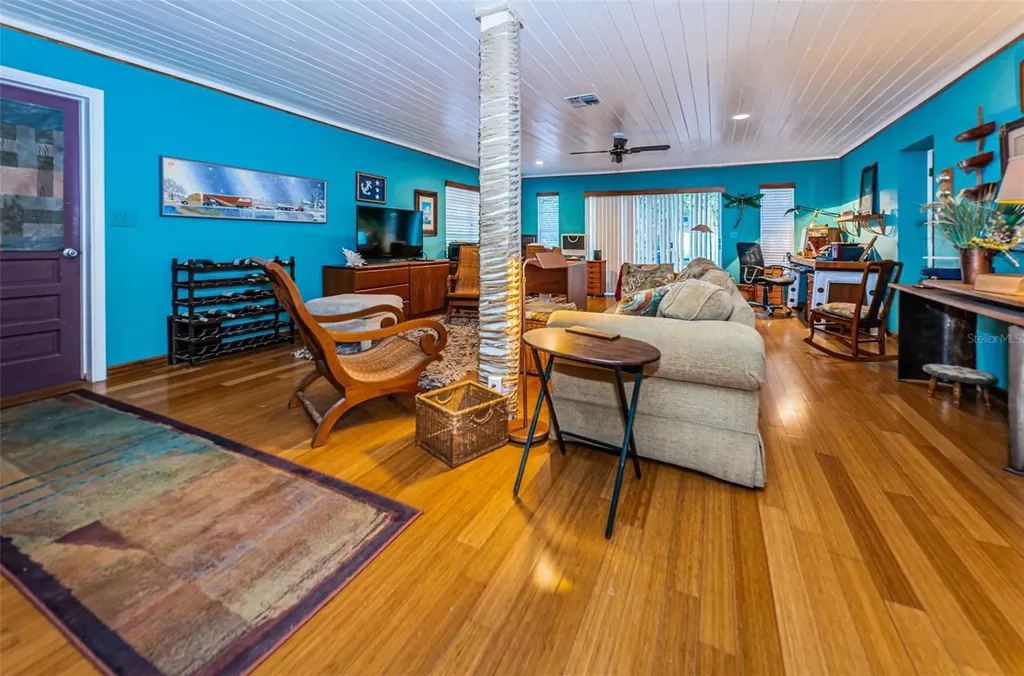 330 N Spring Boulevard Tarpon Springs FL 34689