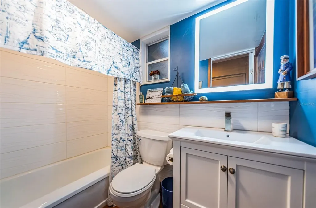 330 N Spring Boulevard Tarpon Springs FL 34689