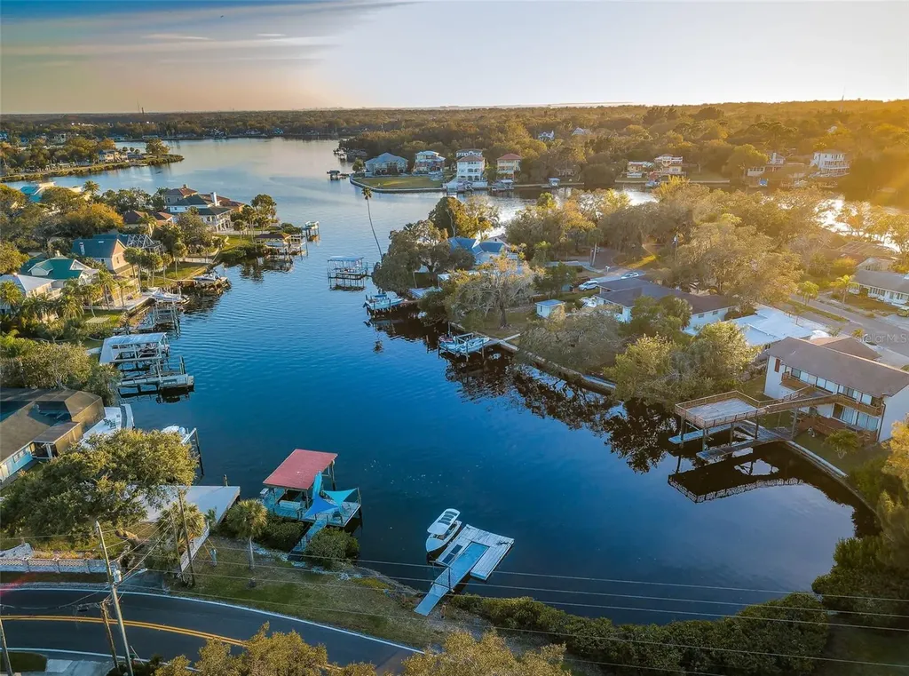 330 N Spring Boulevard Tarpon Springs FL 34689