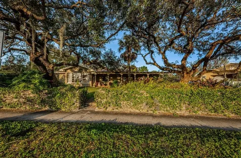 330 N Spring Boulevard Tarpon Springs FL 34689