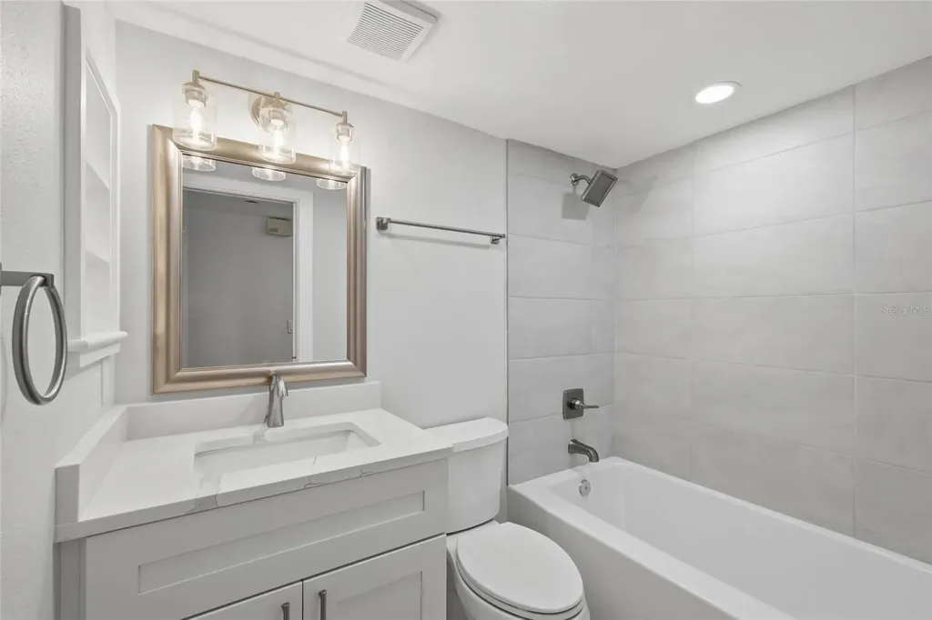 6300 Flotilla Drive Holmes Beach FL 34217