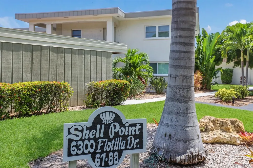 6300 Flotilla Drive Holmes Beach FL 34217