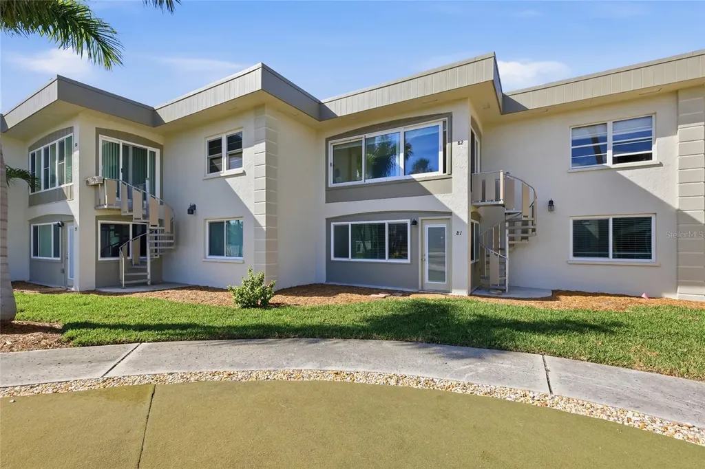 6300 Flotilla Drive Holmes Beach FL 34217