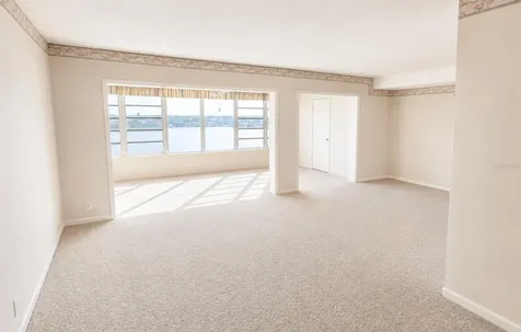 1847 Shore Drive S South Pasadena FL 33707