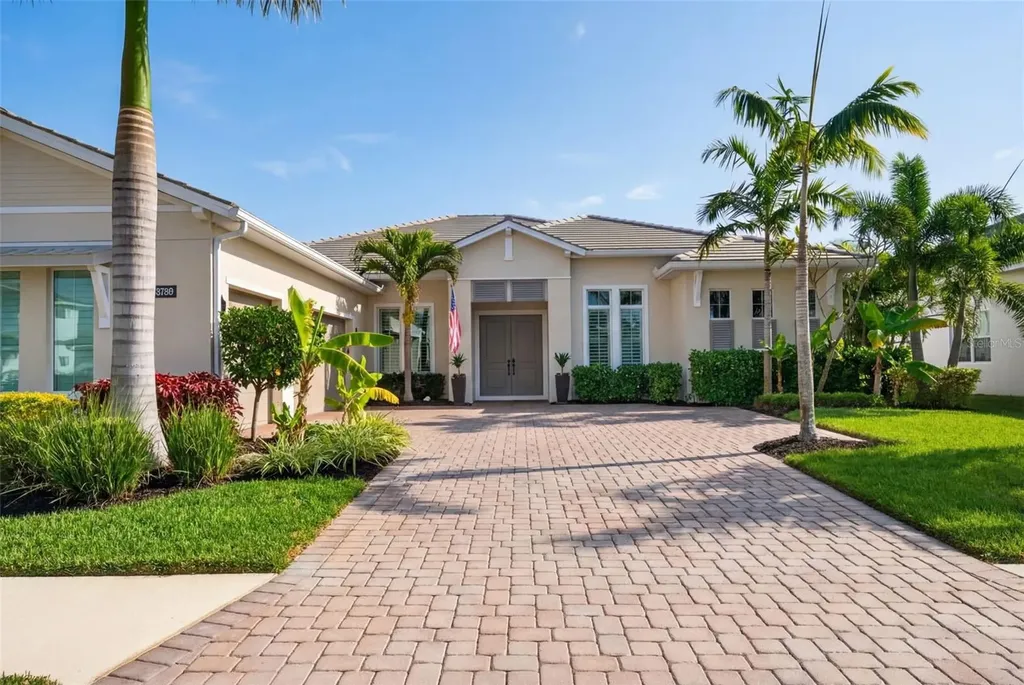 8280 Redonda Loop Lakewood Ranch FL 34202