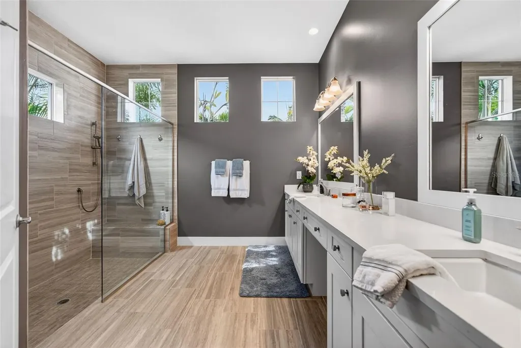 8280 Redonda Loop Lakewood Ranch FL 34202