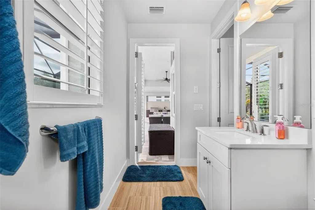 8280 Redonda Loop Lakewood Ranch FL 34202