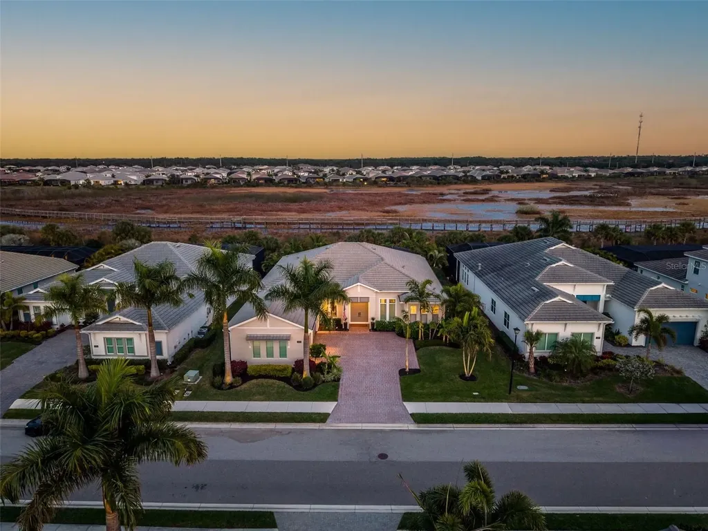 8280 Redonda Loop Lakewood Ranch FL 34202