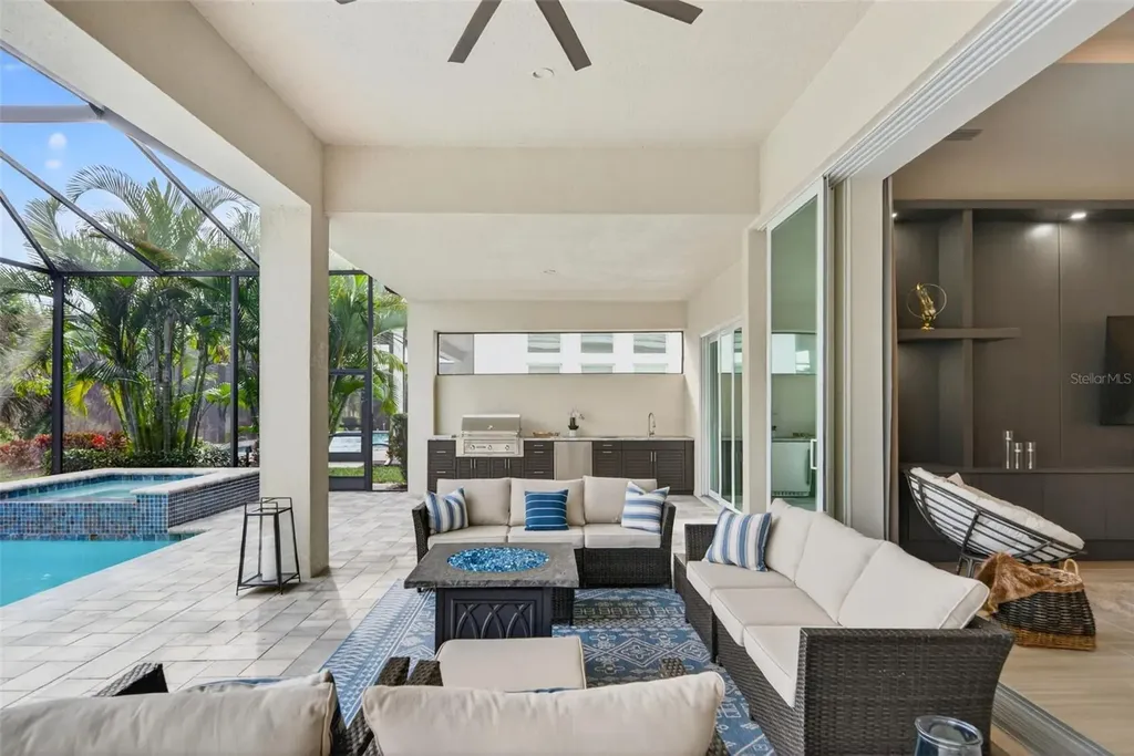 8280 Redonda Loop Lakewood Ranch FL 34202