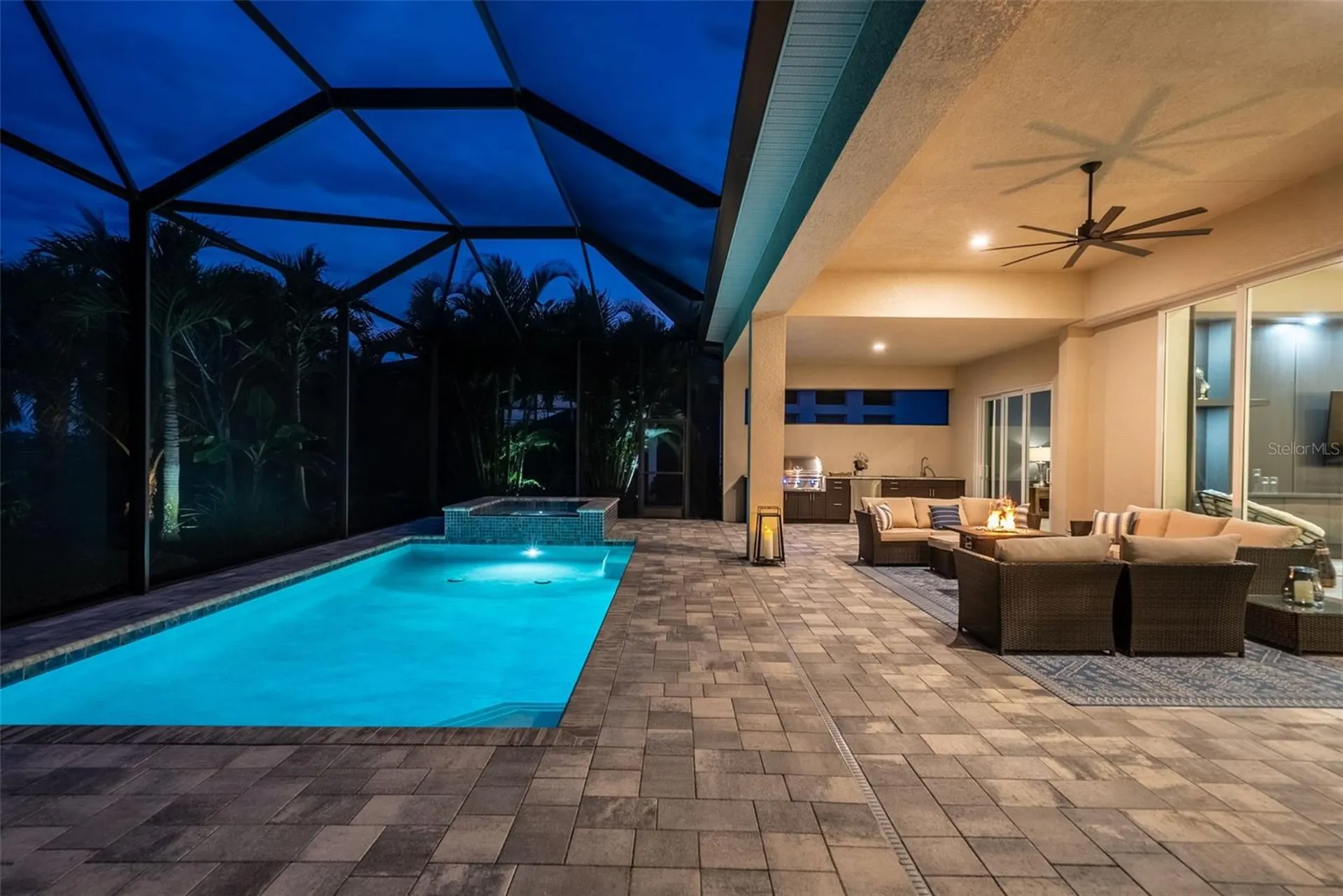 8280 Redonda Loop Lakewood Ranch FL 34202