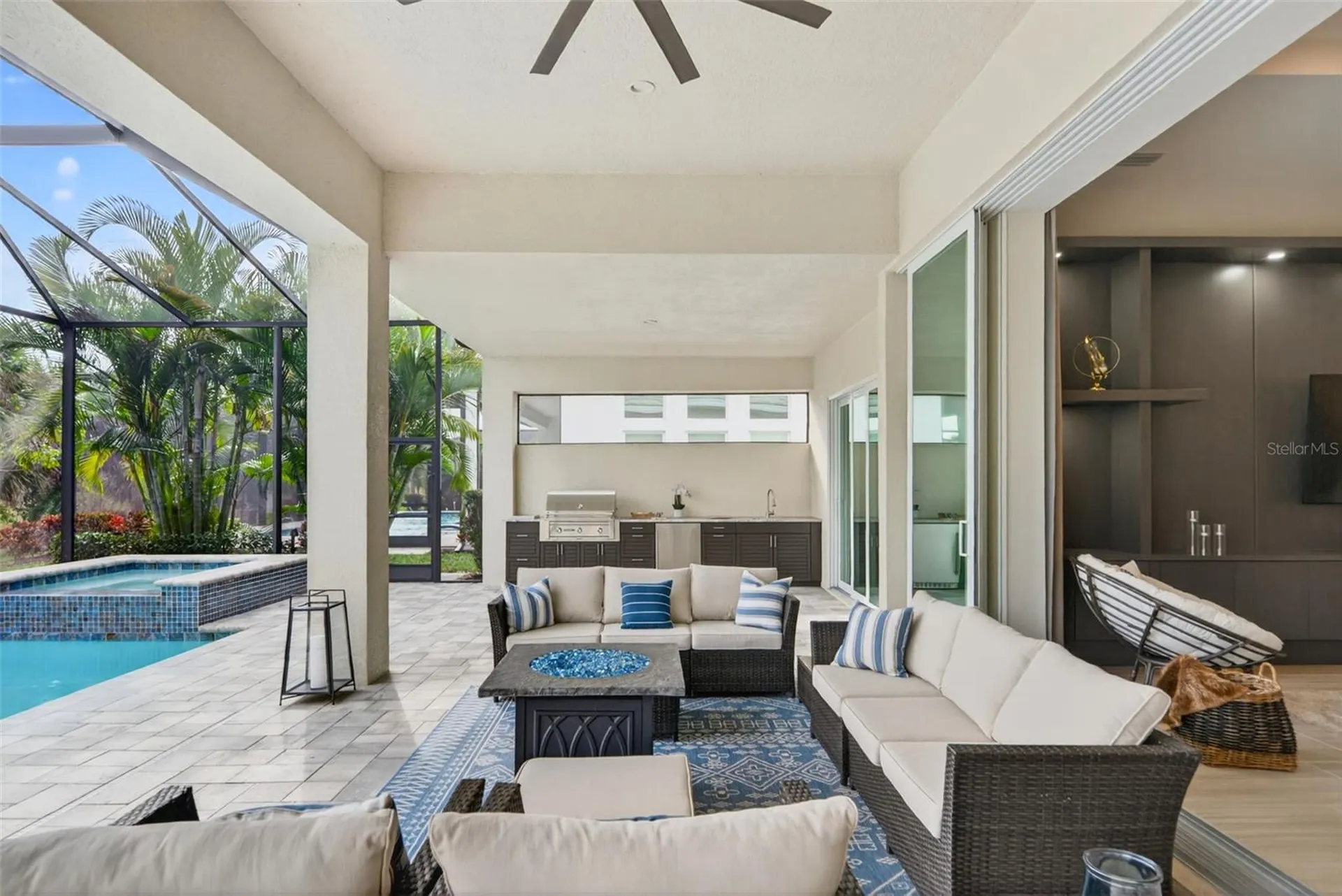 8280 Redonda Loop Lakewood Ranch FL 34202