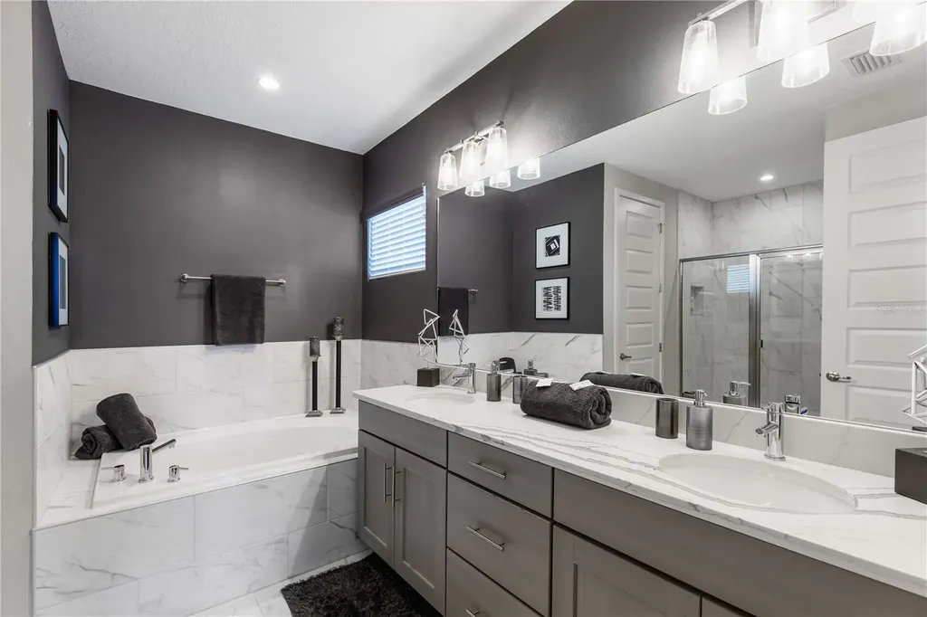 1039 Jack Nicklaus Court Kissimmee FL 34747