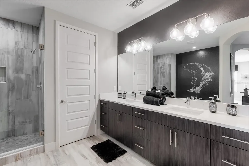 1039 Jack Nicklaus Court Kissimmee FL 34747