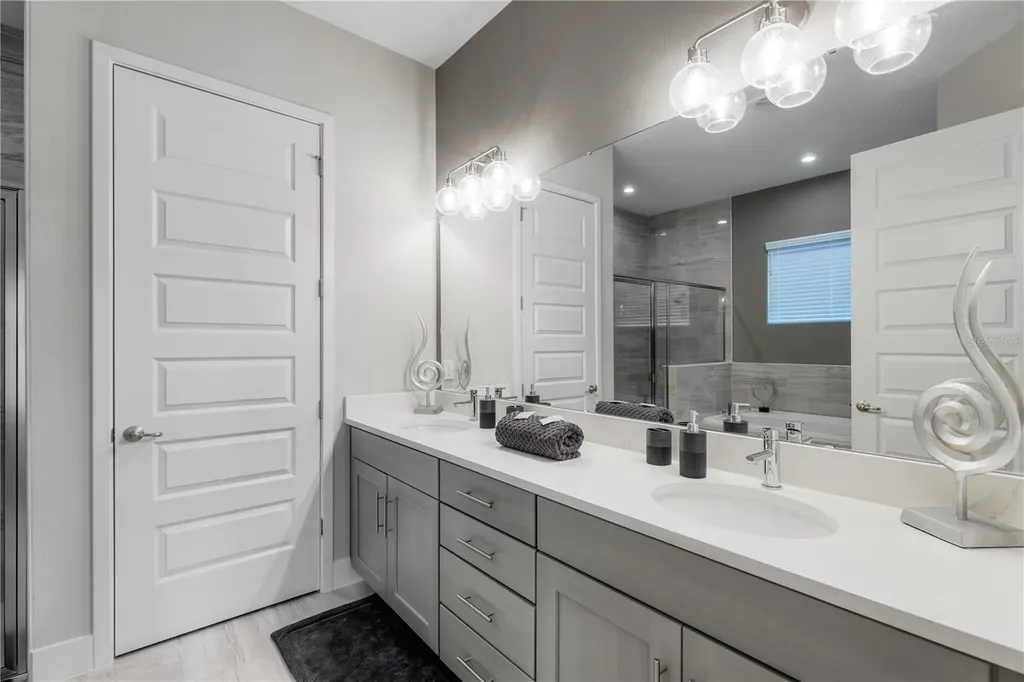 1039 Jack Nicklaus Court Kissimmee FL 34747