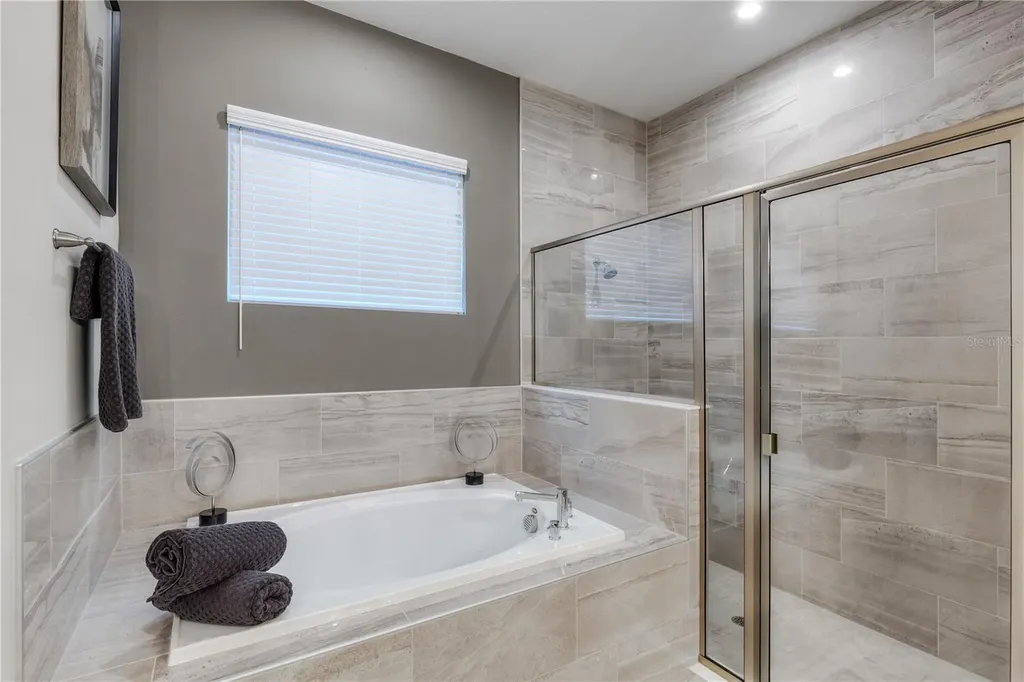 1039 Jack Nicklaus Court Kissimmee FL 34747