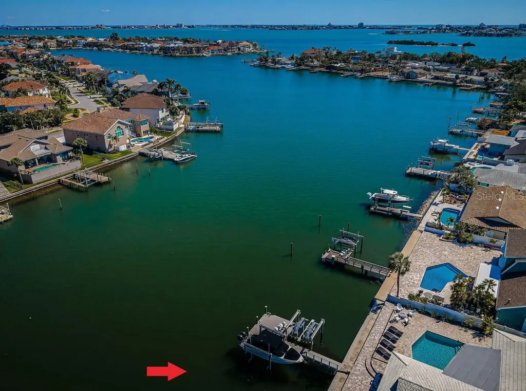 2180 Dolphin Boulevard S St Petersburg FL 33707