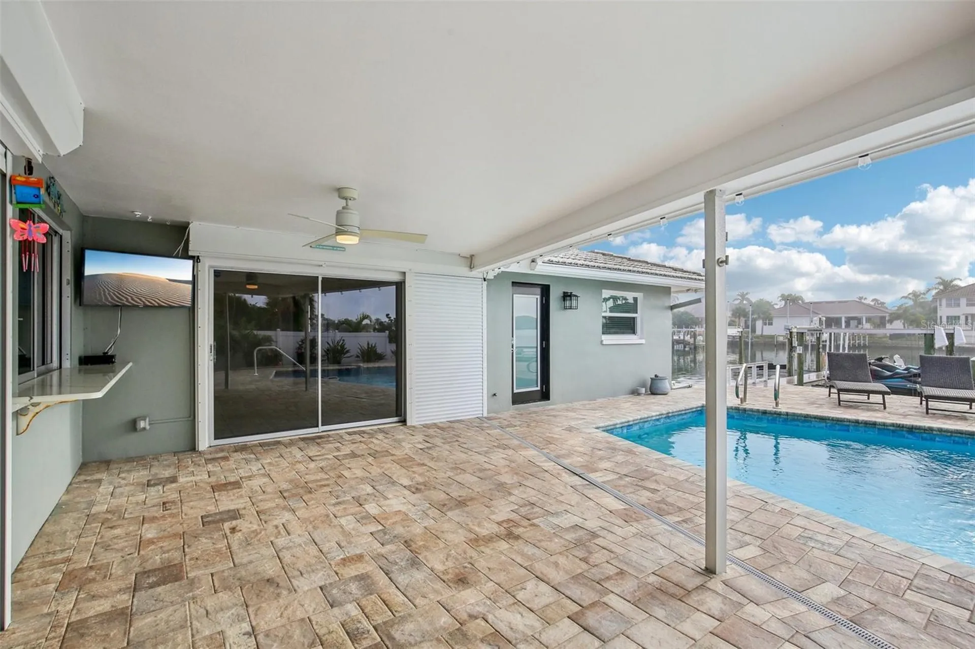 2180 Dolphin Boulevard S St Petersburg FL 33707