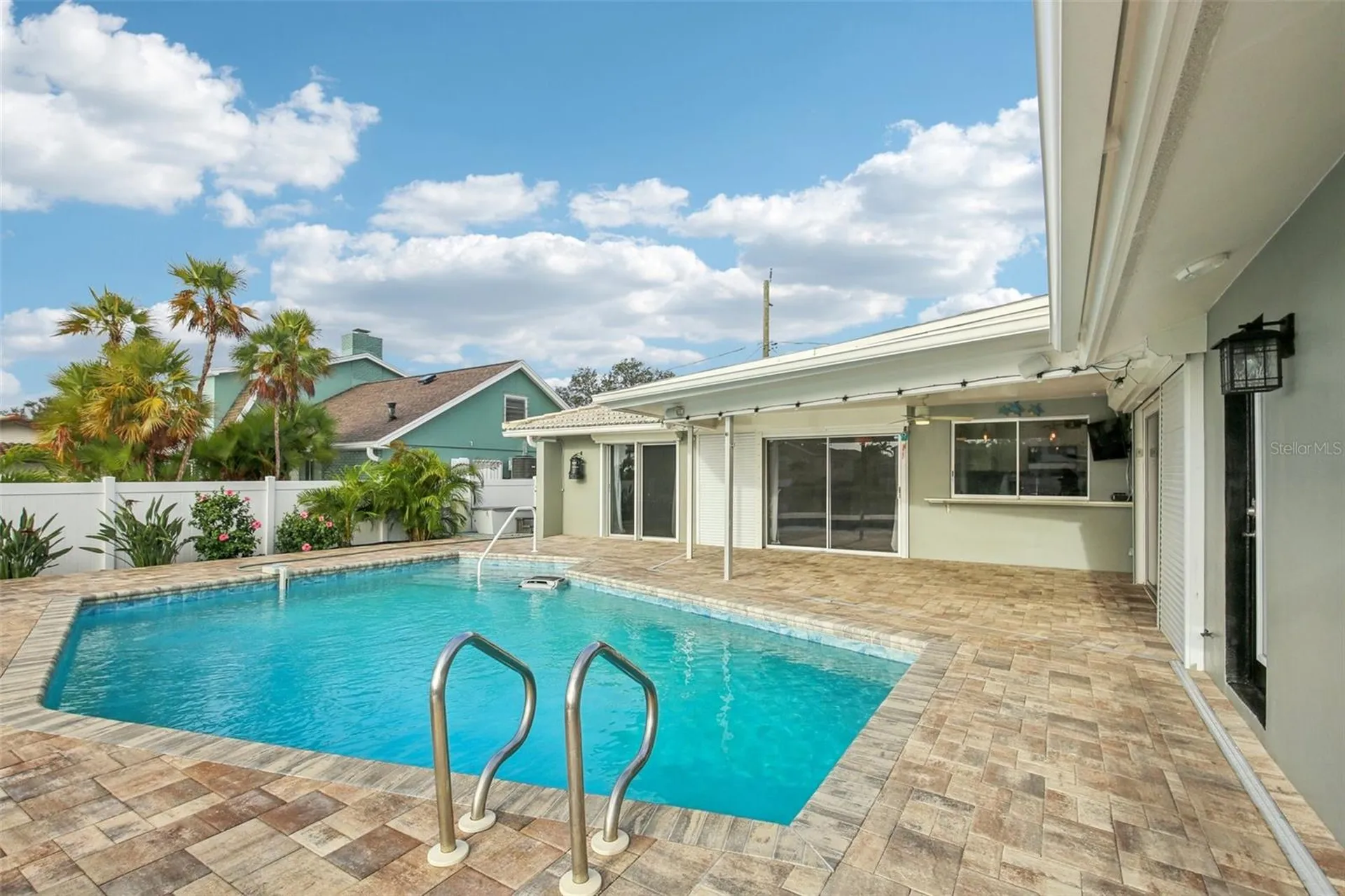 2180 Dolphin Boulevard S St Petersburg FL 33707