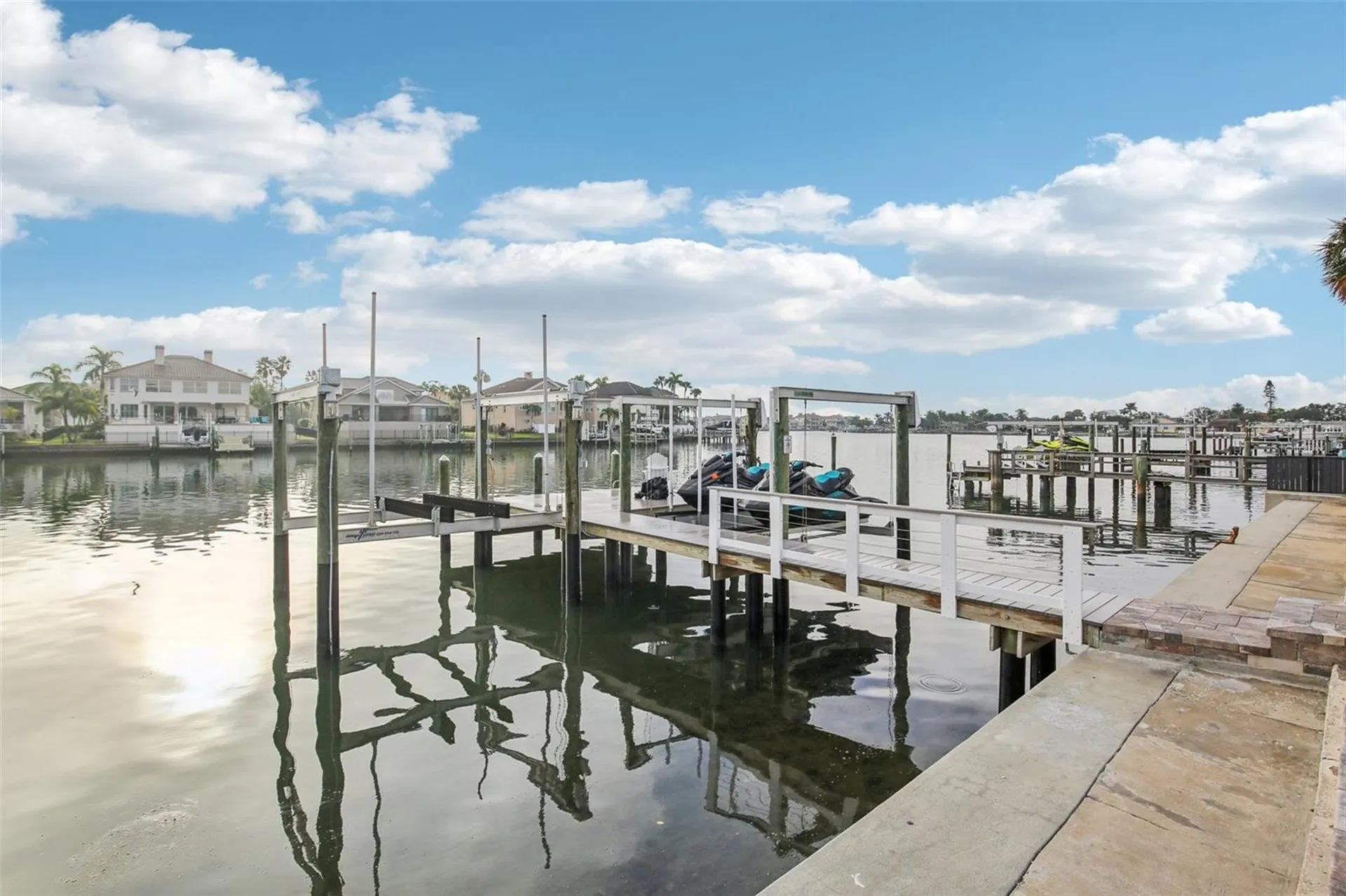 2180 Dolphin Boulevard S St Petersburg FL 33707