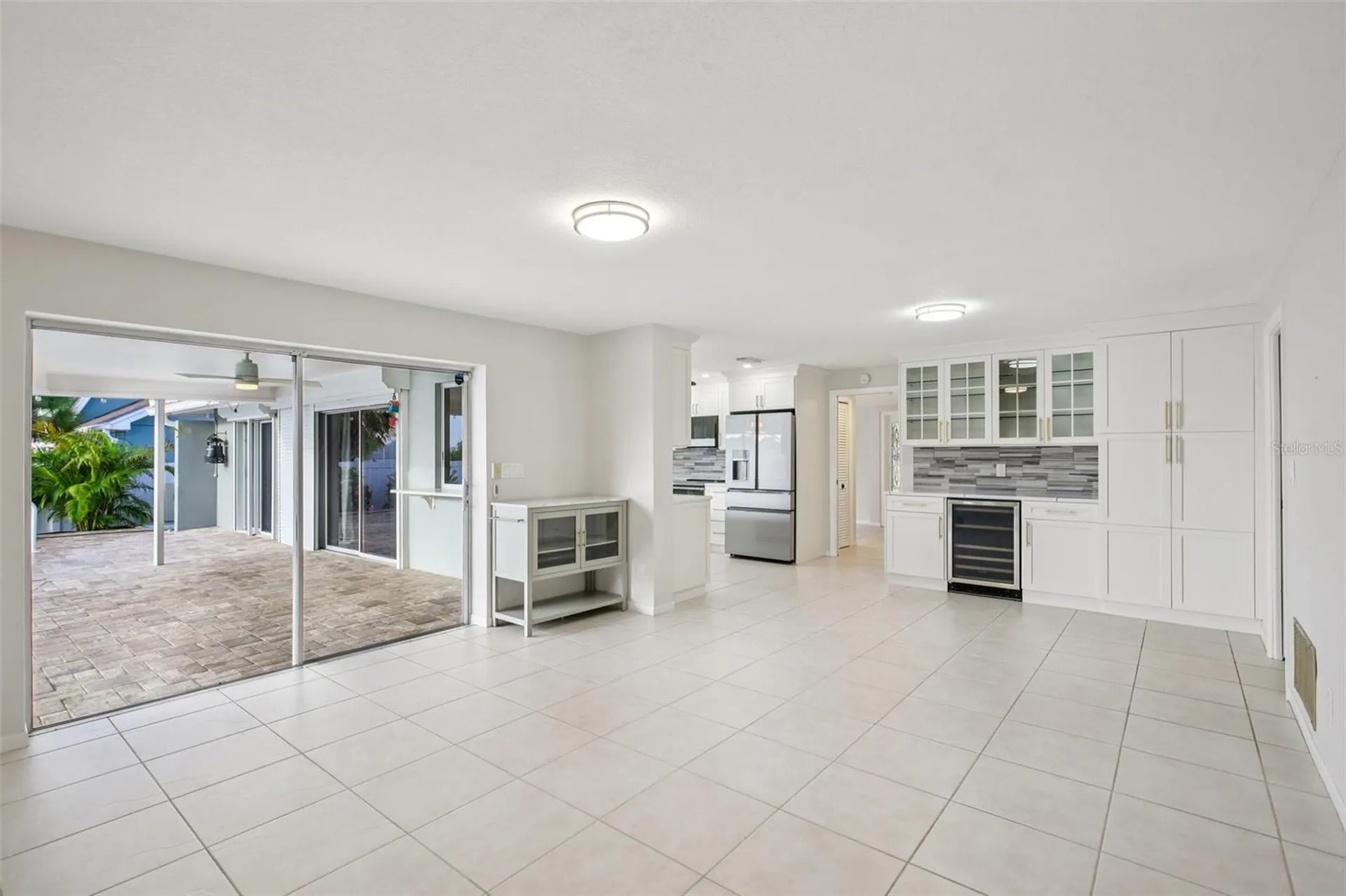 2180 Dolphin Boulevard S St Petersburg FL 33707