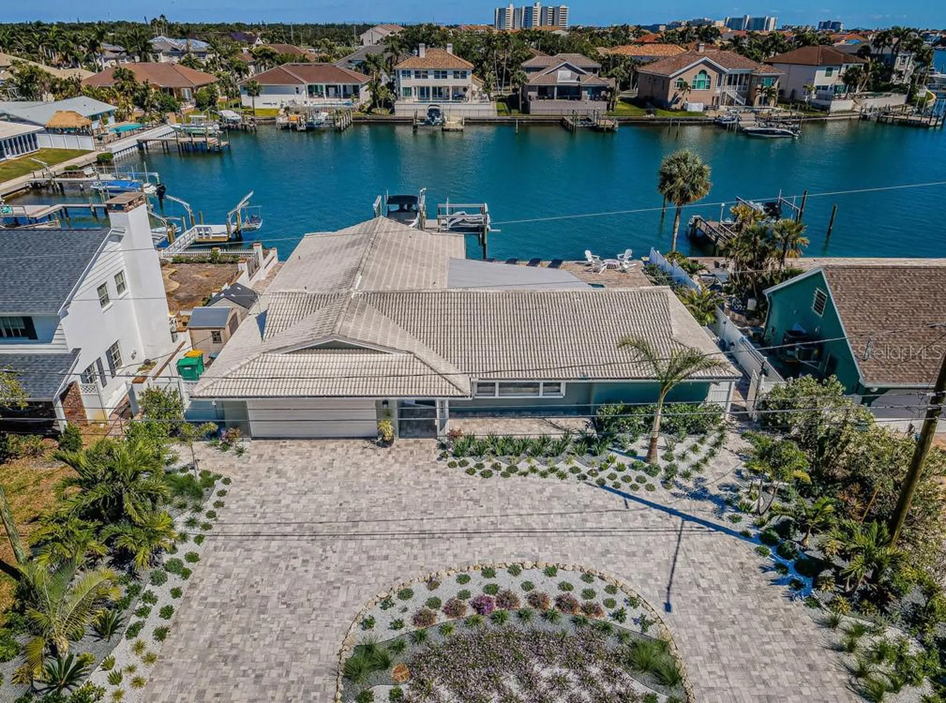 2180 Dolphin Boulevard S St Petersburg FL 33707