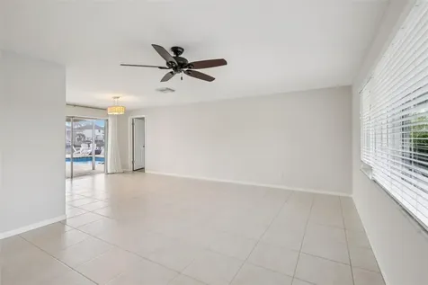 2180 Dolphin Boulevard S St Petersburg FL 33707