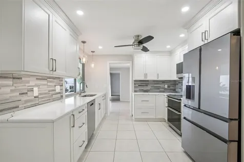 2180 Dolphin Boulevard S St Petersburg FL 33707