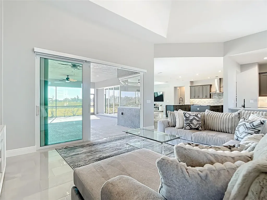 3586 Recurve Circle Sarasota FL 34240