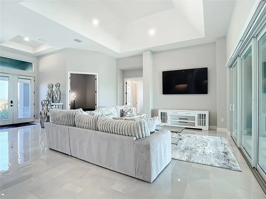 3586 Recurve Circle Sarasota FL 34240