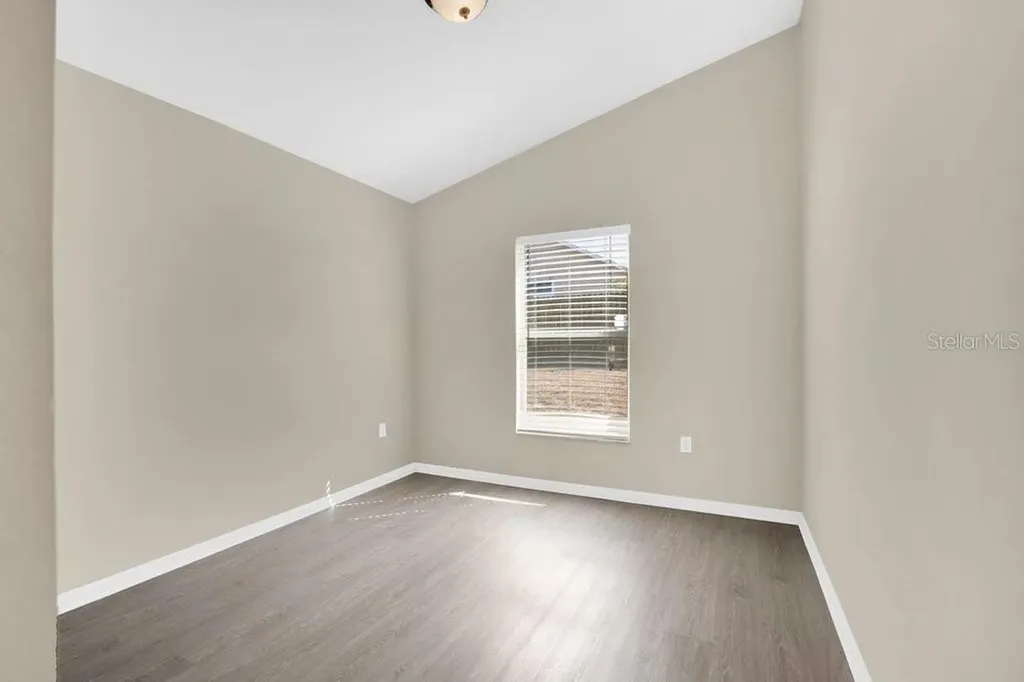348 Sir Phillips Drive Davenport FL 33837