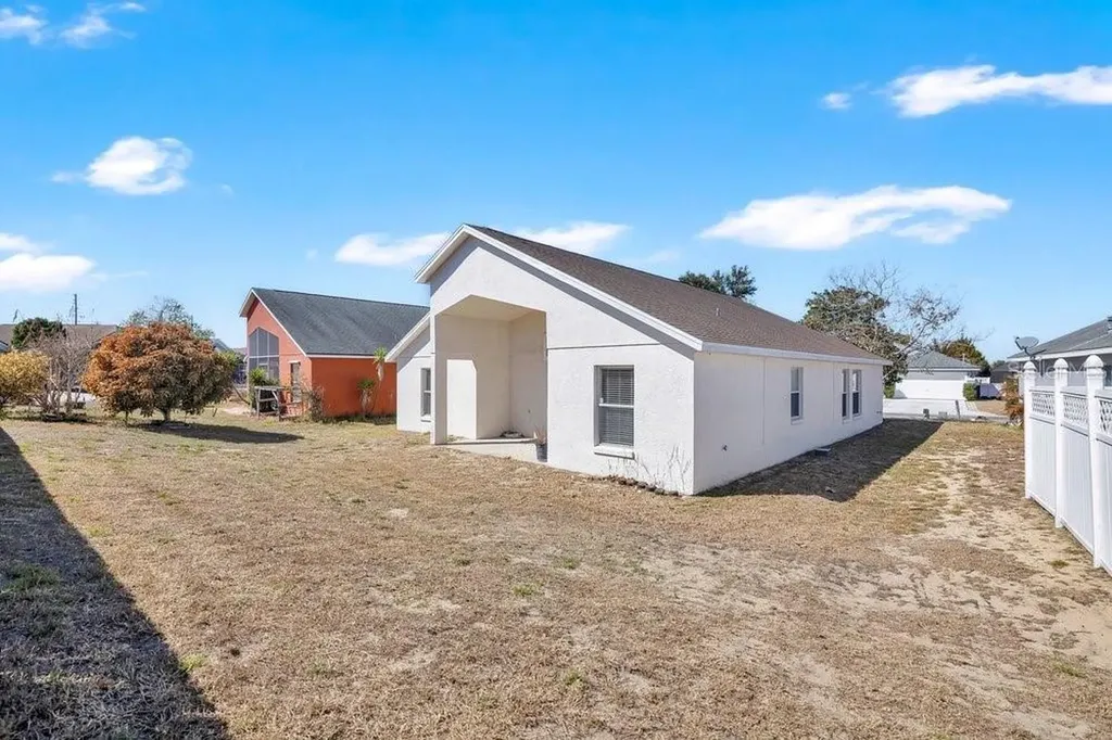 348 Sir Phillips Drive Davenport FL 33837