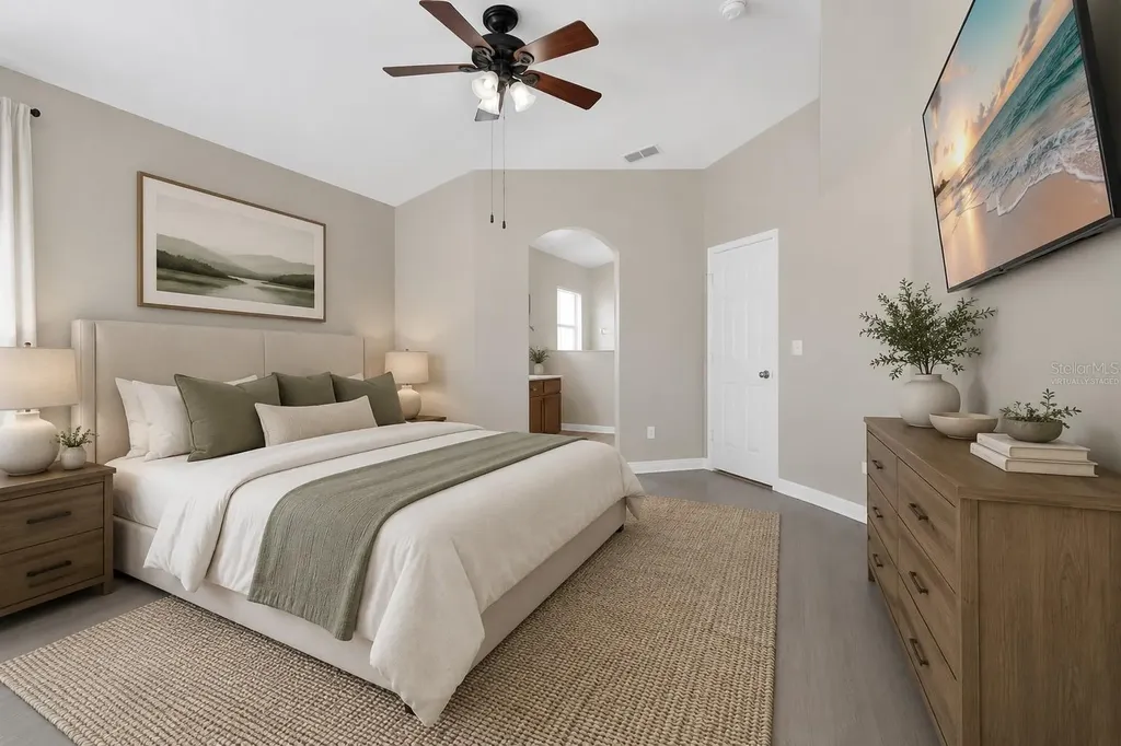 348 Sir Phillips Drive Davenport FL 33837