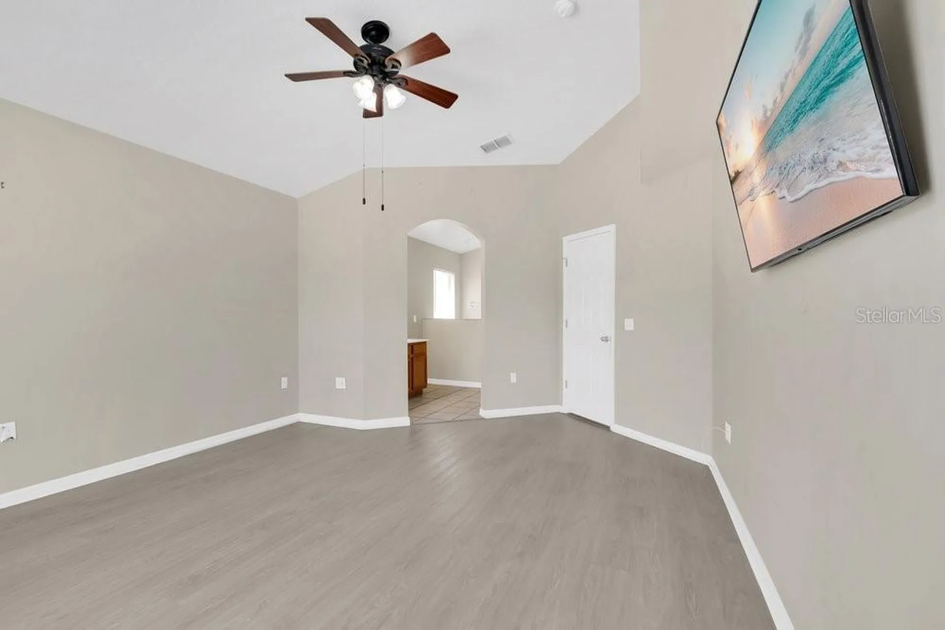 348 Sir Phillips Drive Davenport FL 33837