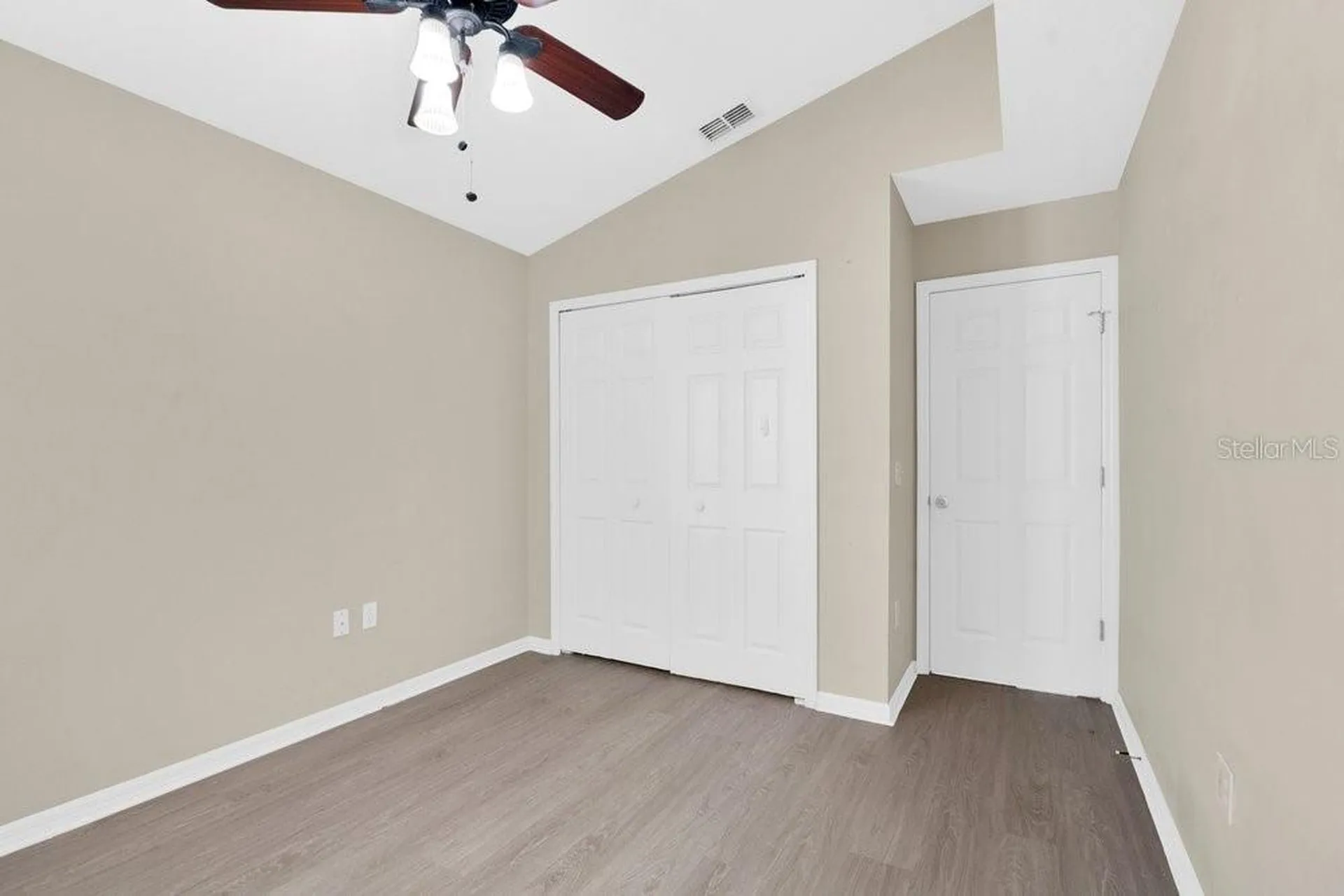 348 Sir Phillips Drive Davenport FL 33837